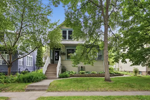 1041 5th St N, Fargo, ND 58102
