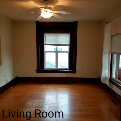 Living - 310 4th Ave SE, Mapleton, MN 56065 photo 2 of 4