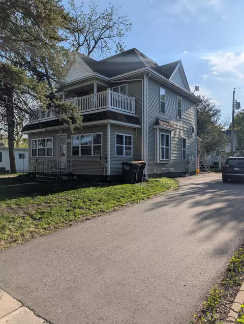 Exterior - 310 4th Ave SE, Mapleton, MN 56065 photo 2 of 4