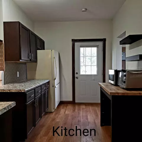 Kitchen - 310 4th Ave SE, Mapleton, MN 56065 photo 4 of 6
