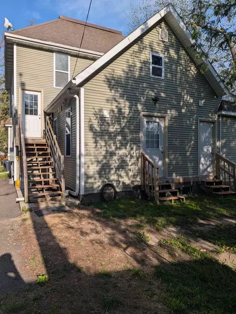 Exterior - 310 4th Ave SE, Mapleton, MN 56065 photo 4 of 4