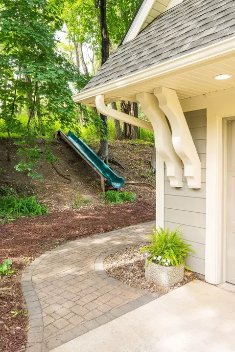Exterior - 3470 Hamilton Ave, Wayzata, MN 55391 photo 26 of 28