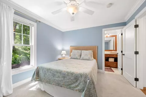 Bedroom - 3470 Hamilton Ave, Wayzata, MN 55391 photo 5 of 8