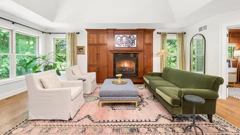 Living - 3470 Hamilton Ave, Wayzata, MN 55391 photo 2 of 5
