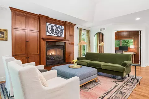 Living - 3470 Hamilton Ave, Wayzata, MN 55391 photo 3 of 5