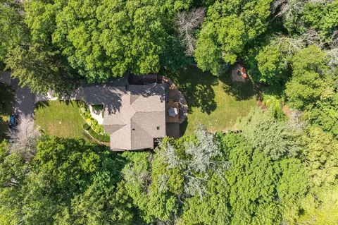 View/Area - 3470 Hamilton Ave, Wayzata, MN 55391 photo 3 of 6