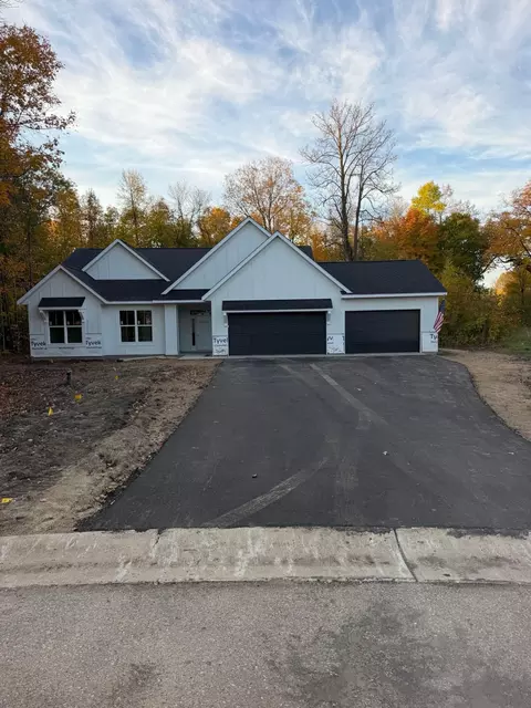 5244 Yorktown Ct NE, Alexandria, MN 56308