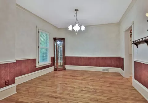 Dining - 5865 Eureka Rd, Shorewood, MN 55331 photo 1 of 2
