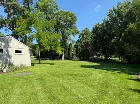 Exterior - 5865 Eureka Rd, Shorewood, MN 55331 photo 7 of 14