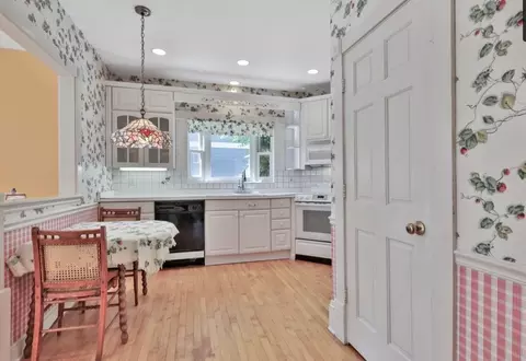 Kitchen - 5865 Eureka Rd, Shorewood, MN 55331 photo 1 of 3