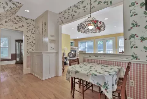 Dining - 5865 Eureka Rd, Shorewood, MN 55331 photo 2 of 2