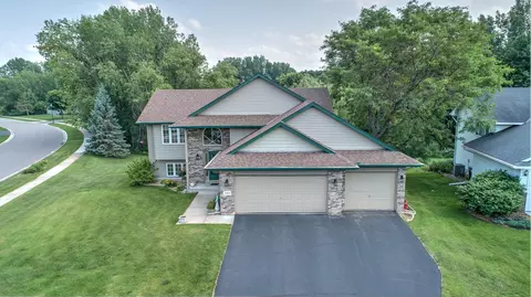 300 101st Ct NE, Blaine, MN 55434