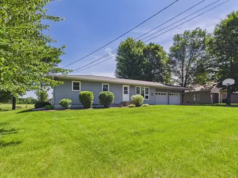 Exterior - 32814 Spunk Tree Cir, Avon, MN 56310 photo 9 of 12