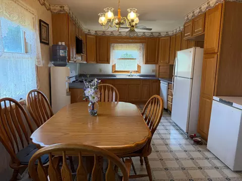 Kitchen - 405 S 3rd St, Oakes, ND 58474 photo 2 of 3