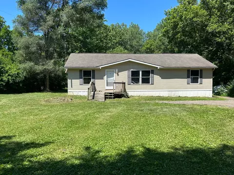 994 Rabbit Rd, Saint Peter, MN 56082