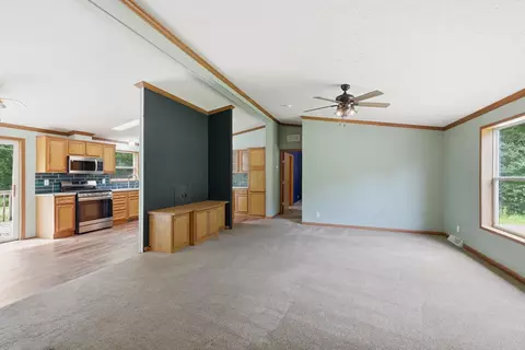 Living - 994 Rabbit Rd, Saint Peter, MN 56082 photo 1 of 3