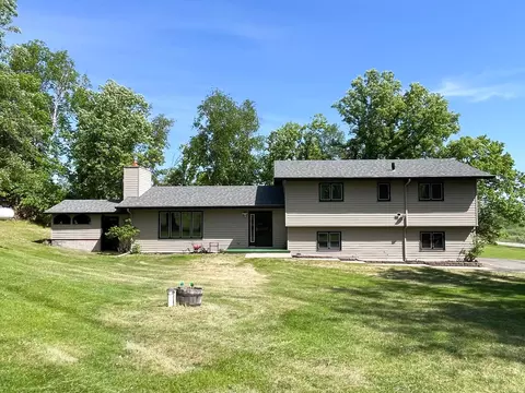 1559 Stone Lake Rd SW, Bemidji, MN 56601