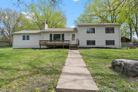 134 Inglewood St, Long Lake, MN 55356