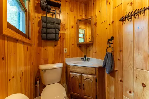Bath - 91009 Duffy Is, Tower, MN 55790 photo 1 of 2