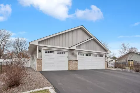 1076 244th Ave NE, East Bethel, MN 55005