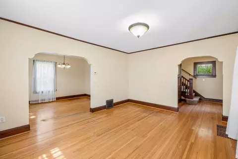 Living - 116 Shumway Ave, Faribault, MN 55021 photo 2 of 4
