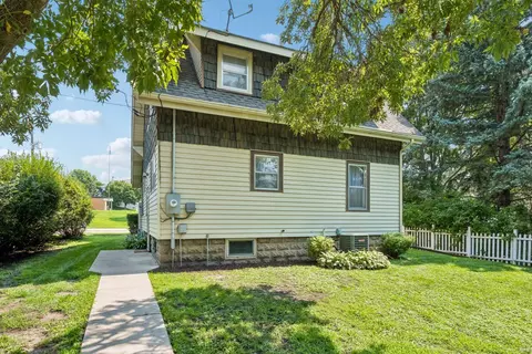 Exterior - 116 Shumway Ave, Faribault, MN 55021 photo 6 of 7