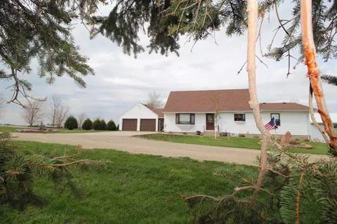 11697 210th St E, Kenyon, MN 55946