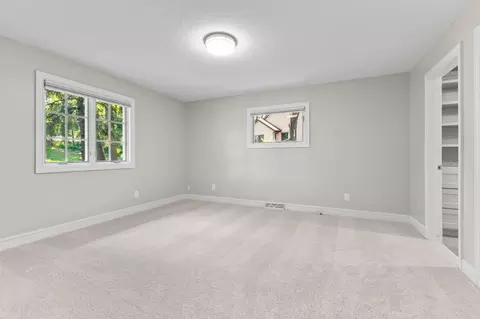 Bedroom - 8100 Oakmere Rd, Bloomington, MN 55438 photo 5 of 6