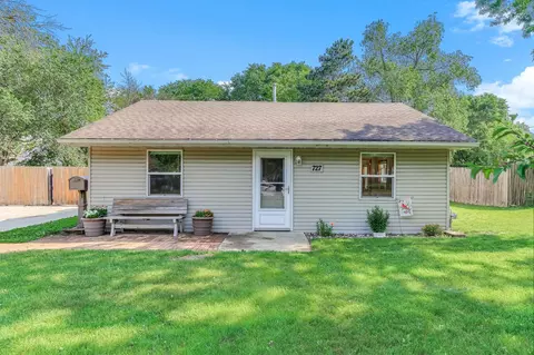 727 Elm St, Anoka, MN 55303