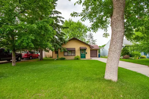 912 W Linden St, Fergus Falls, MN 56537