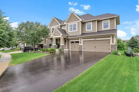 16768 Draft Horse Blvd, Lakeville, MN 55044