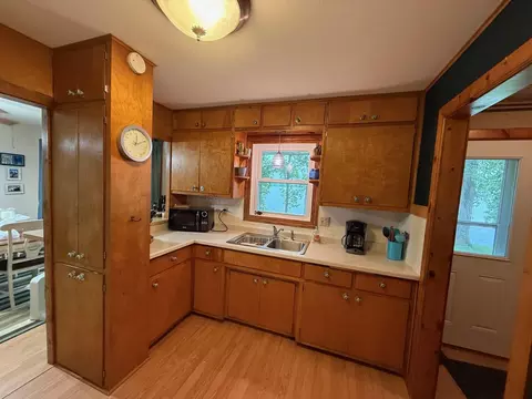 Kitchen - 16223 Oster Point Rd, Cold Spring, MN 56320 photo 1 of 3