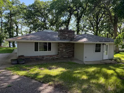 16223 Oster Point Rd, Cold Spring, MN 56320