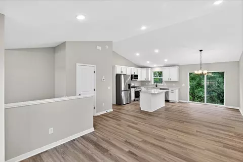37514 Greenway Ave, North Branch, MN 55056