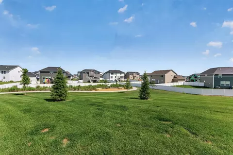 Exterior - 1671 144th St E, Rosemount, MN 55068 photo 8 of 11