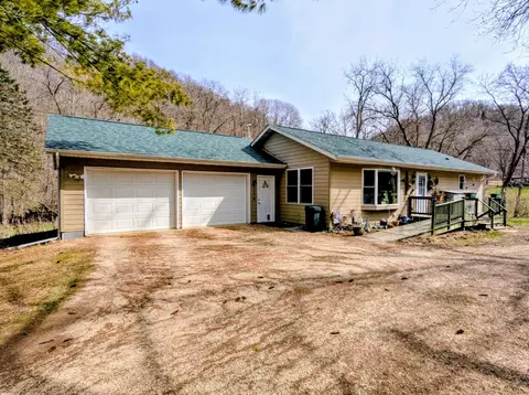 24082 Homer Valley Rd, Winona, MN 55987