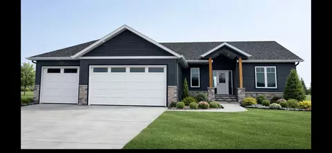 867 Harvest Cir, Horace, ND 58047