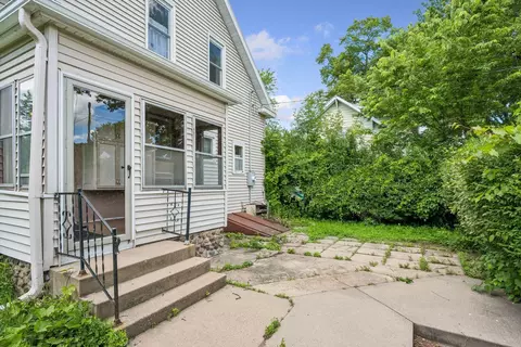 Exterior - 516 7th Ave N, Saint Cloud, MN 56303 photo 5 of 7