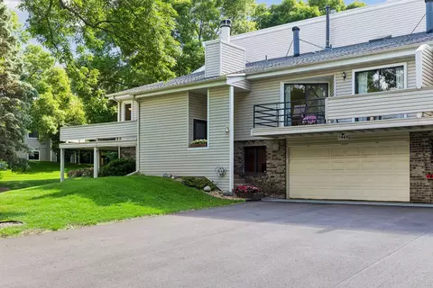 5448 Pompano Dr, Minnetonka, MN 55343