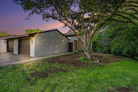 7402 Germane Trl, Apple Valley, MN 55124