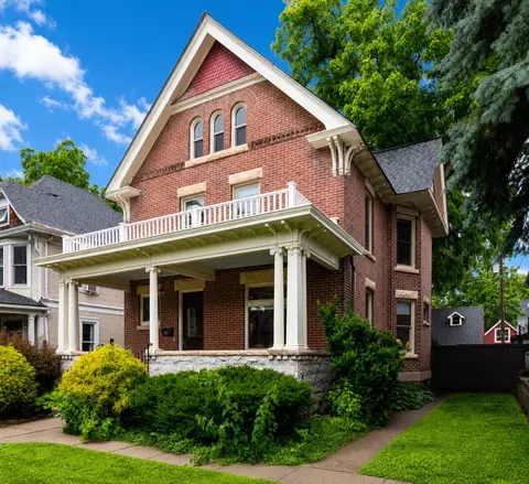 1937 Selby Ave, Saint Paul, MN 55104