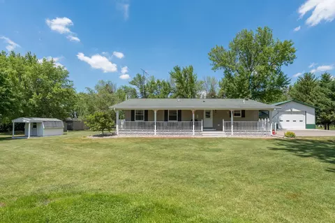 1106 N Main St, Janesville, MN 56048