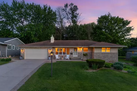 5309 Birchcrest Dr, Edina, MN 55436