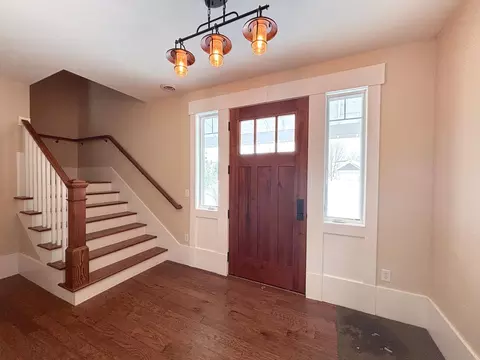 Entry Way - 2718 Northridge Dr, Duluth, MN 55811 photo 1 of 2