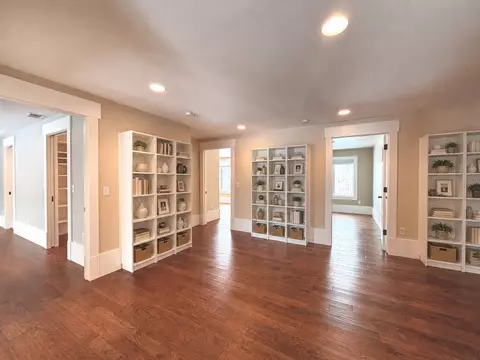 Entry Way - 2718 Northridge Dr, Duluth, MN 55811 photo 2 of 2