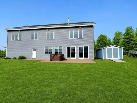 Exterior - 2718 Northridge Dr, Duluth, MN 55811 photo 2 of 6