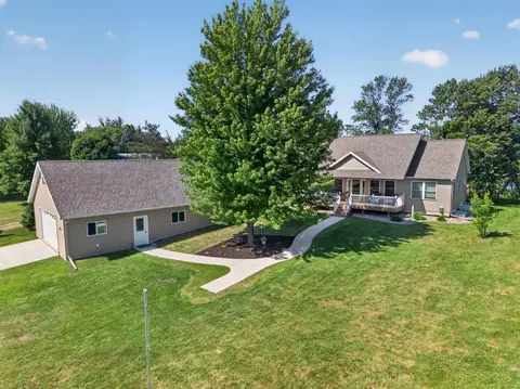 19343 Quartz Rd, Clitherall, MN 56524