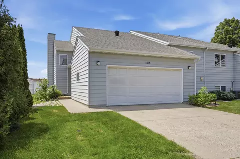 Exterior - 1818 34th St S, Fargo, ND 58103 photo 2 of 5