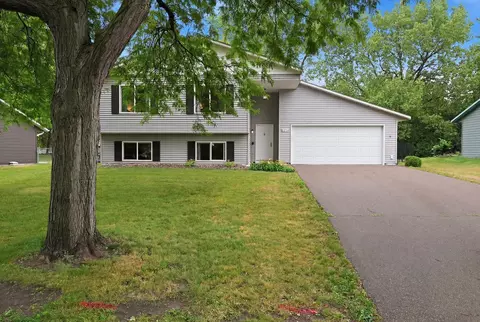 8923 Janero Ave S, Cottage Grove, MN 55016