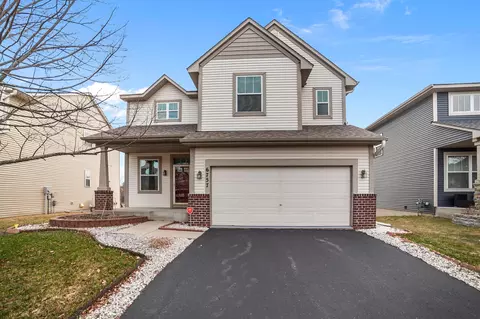 6757 Urbandale Ln N, Maple Grove, MN 55311